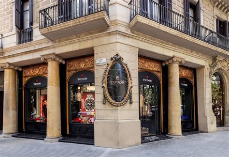 ‭BARCELONA BOUTIQUE TUDOR‬ 